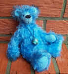 Blue Sunday - Teddybr ca. 25 cm. wurde geboren am 24.02.02 und wanderte aus in 8/02